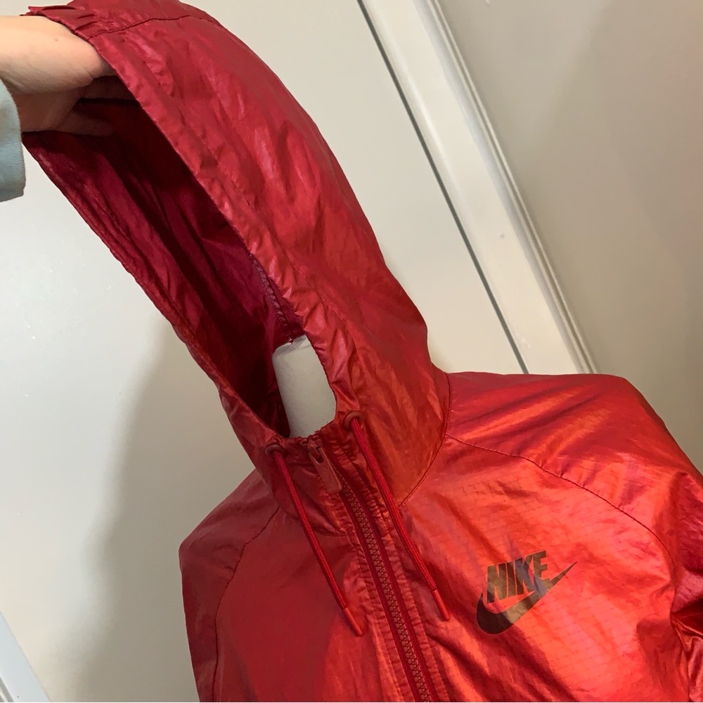 Nike Red and Burgundy Windbreaker Jacket - Picture 3 of 10